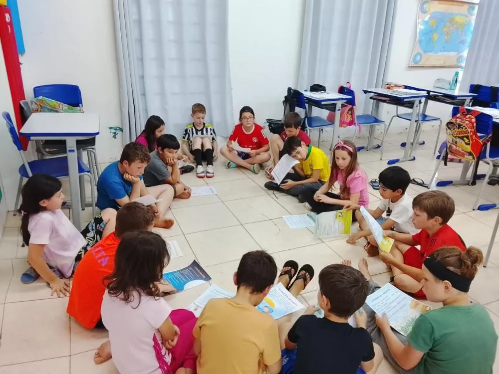 Professores de Derrubadas participam de formação do programa Alfabetiza Tchê
