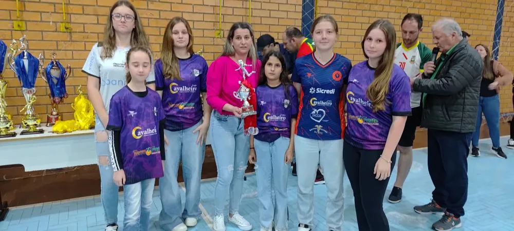 Noite de finais emocionantes marca o encerramento do Municipal de Futsal em Vista Gaúcha
