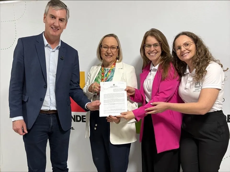 Apresentação do CAS TEAcolhe na Apae de Tenente Portela reforça rede de atendimento ao autismo