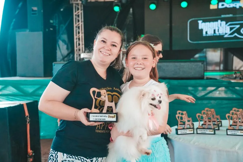 Cãocurso da Feira Negócios Daqui premia tutores e destaca integração entre famílias e pets