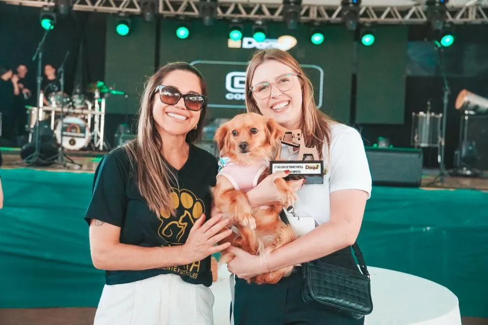 Cãocurso da Feira Negócios Daqui premia tutores e destaca integração entre famílias e pets