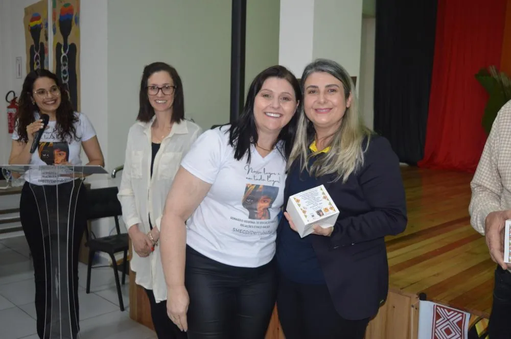 1. Derrubadas realiza III Seminário Regional e reforça educação para relações étnico-raciais
