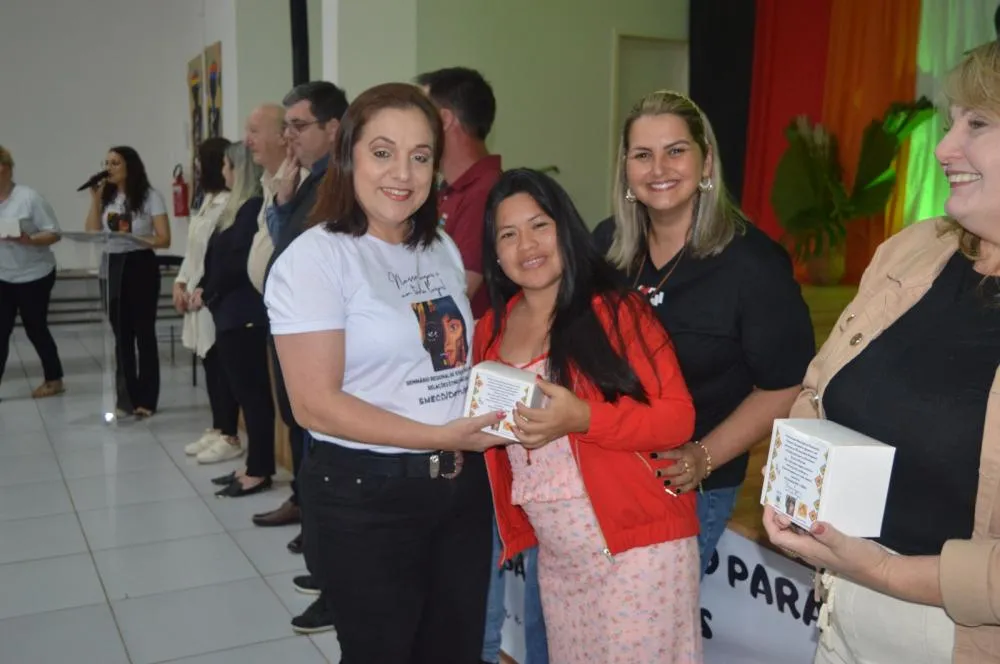 1. Derrubadas realiza III Seminário Regional e reforça educação para relações étnico-raciais