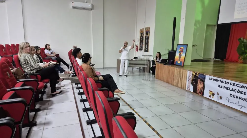1. Derrubadas realiza III Seminário Regional e reforça educação para relações étnico-raciais