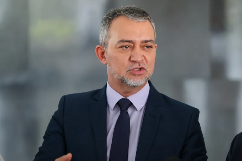 O presidente da Companhia Nacional de Abastecimento (Conab) aparece com a maior intenção de voto entre os pré-candidatos avaliados e se destaca num cenário ainda dominado por indecisão | Crédito: Fabio Rodrigues-Pozzebom / Agência Brasil 