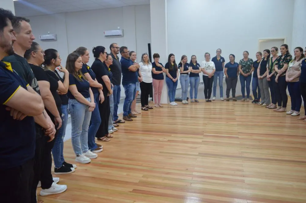 Palestra sobre Motivação e Afeto integra formação da Educação em Derrubadas