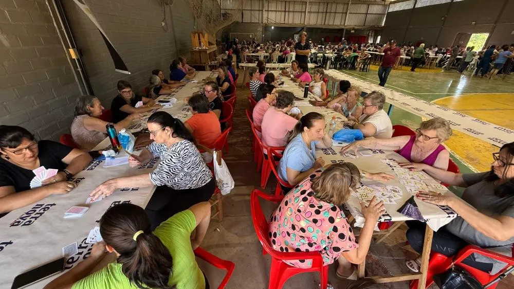 Torneio de Bolãozinho Feminino e Canastra reúne mais de 500 pessoas em Daltro Filho