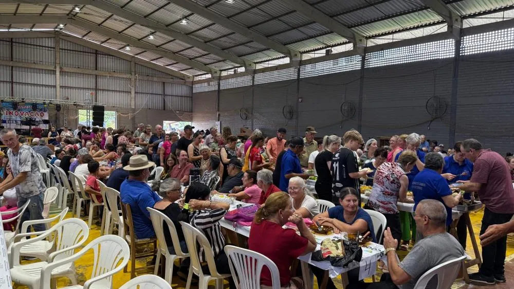 Torneio de Bolãozinho Feminino e Canastra reúne mais de 500 pessoas em Daltro Filho