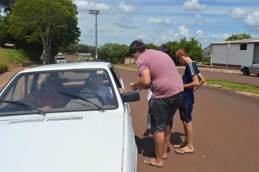 Campanha Novembro Roxo mobiliza estudantes de Derrubadas com atividades educativas
