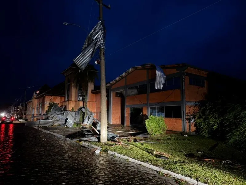 Ciclone: chuvas provocam estragos em ao menos 12 cidades do RS