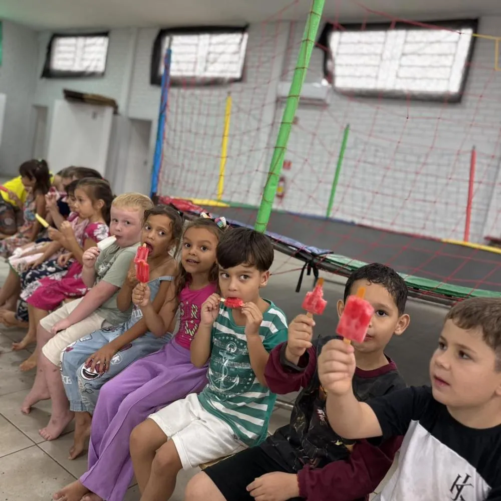 Formandos do CEI Vovó Ilga e da EMEF Cruz e Souza têm dia de integração e alegria