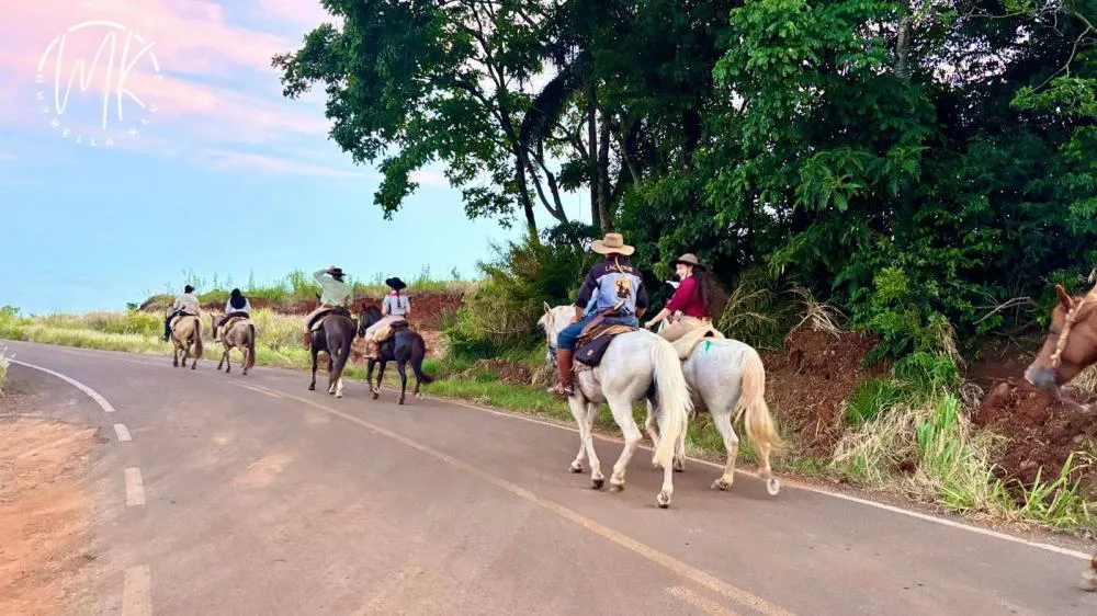 Cavaleiros do CTG Querência Gaúcha realizam a 4ª Cavalgada do Bem em prol do Hospital Santo Antônio