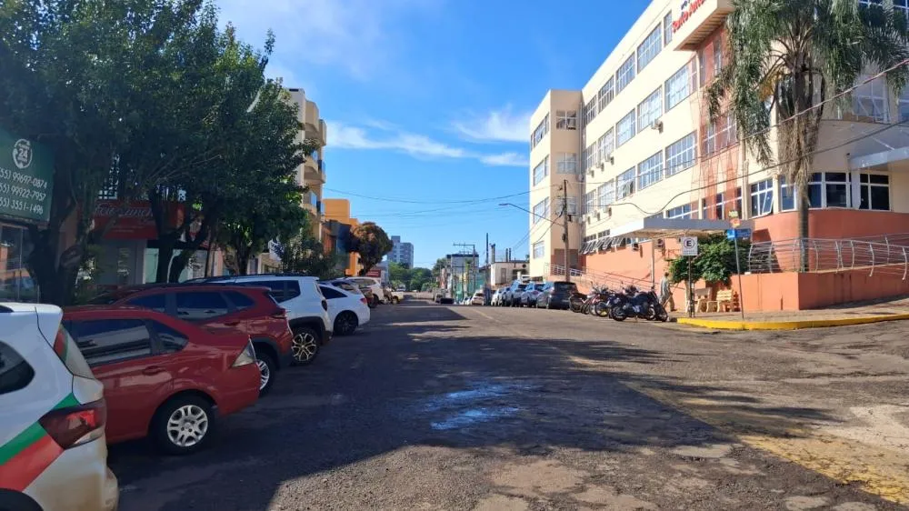 Comércio e Prefeitura buscam consenso para melhorar circulação no Hospital Santo Antônio