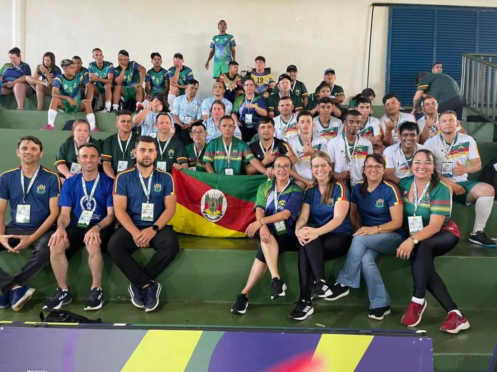 ATLETAS DA APAE DE TENENTE PORTELA REPRESENTAM O RS NA 24ª OLIMPÍADA NACIONAL DAS APAES EM BRASÍLIA