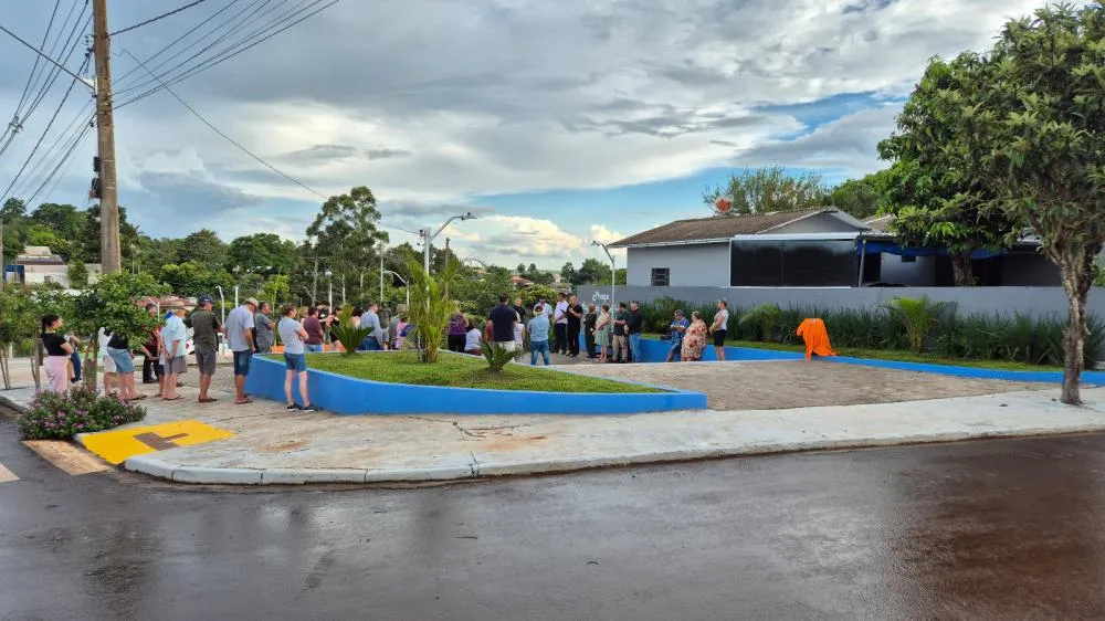 Praça Augusto Niederle é inaugurada e amplia áreas de convivência em Tenente Portela