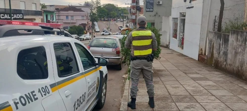 Brigada Militar realiza prisões e apreensões e Polícia Civil prende duas pessoas