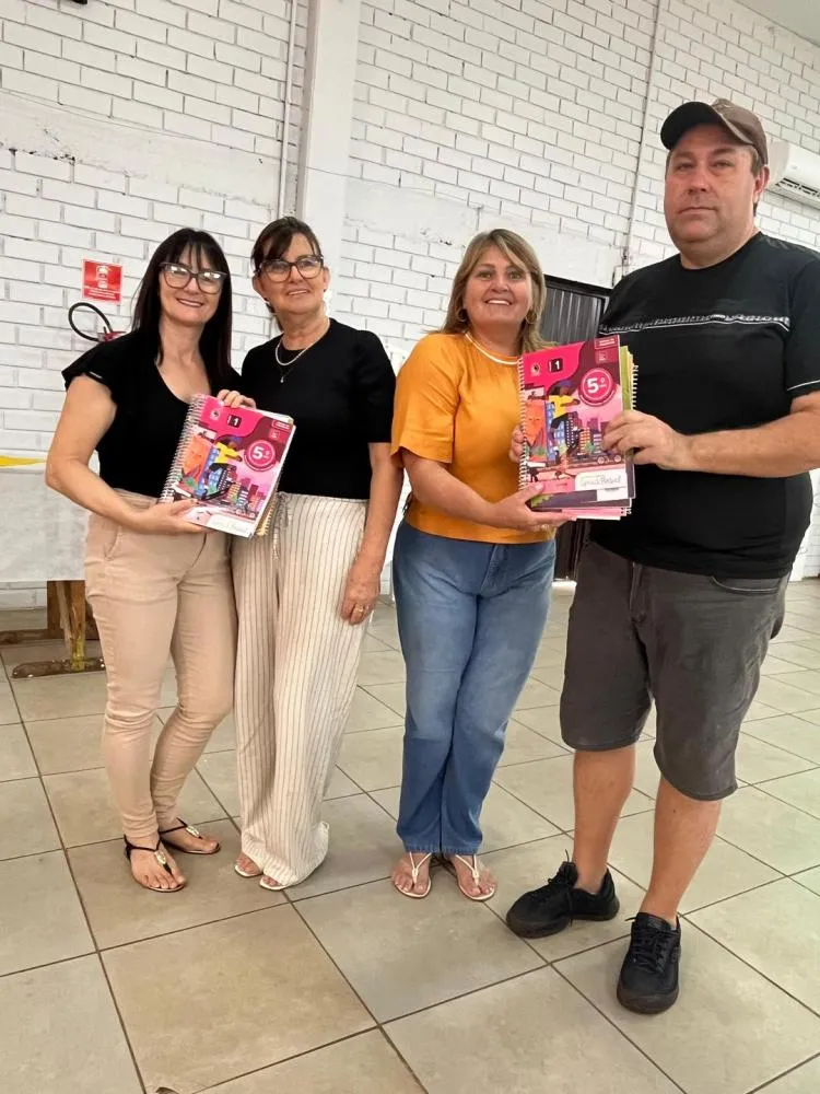 Formação pedagógica marca início da implantação do Sistema Aprende Brasil em Barra do Guarita