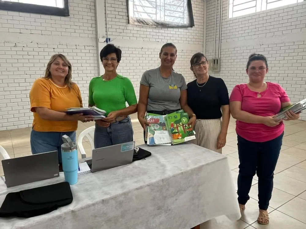Formação pedagógica marca início da implantação do Sistema Aprende Brasil em Barra do Guarita