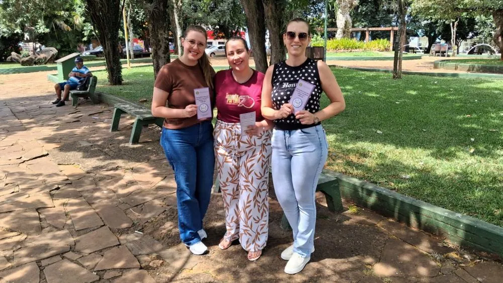 Pedágio educativo mobiliza comunidade no combate à violência contra a mulher em Tenente Portela
