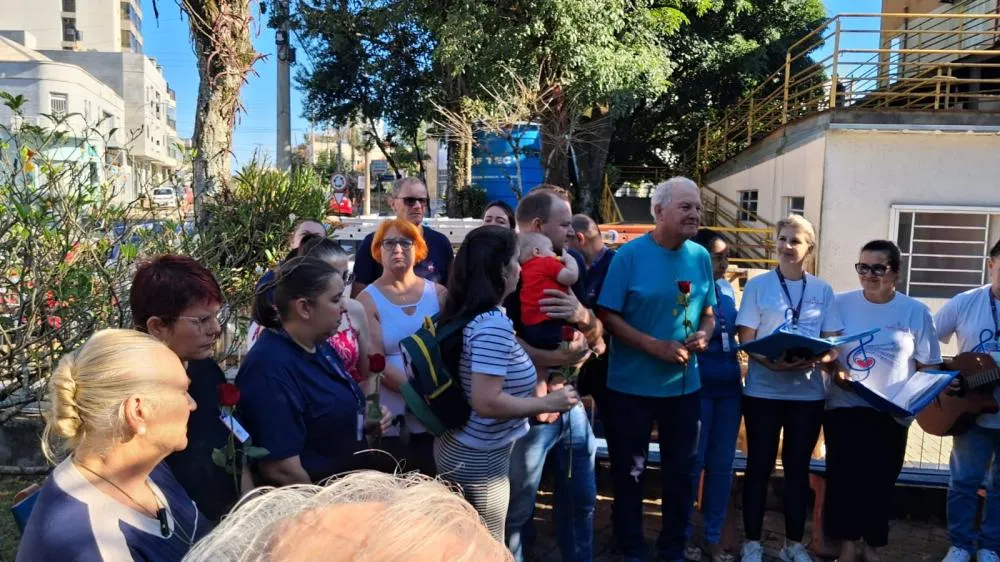 Presidente do HSA celebra 19 anos de dedicação com homenagem e plantio de árvore em Tenente Portela