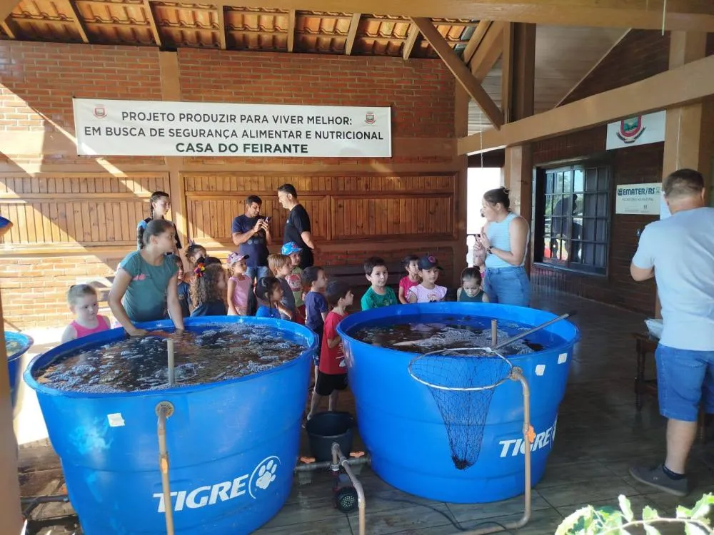 4ª Feira Municipal do Peixe Vivo tem grande procura no primeiro dia em Vista Gaúcha