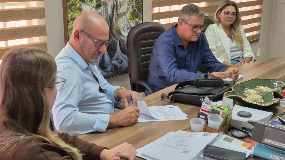 Convênio assegura investimento e fortalece a rádio municipal de Tenente Portela