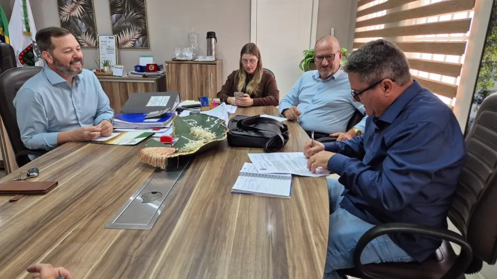 Convênio assegura investimento e fortalece a rádio municipal de Tenente Portela