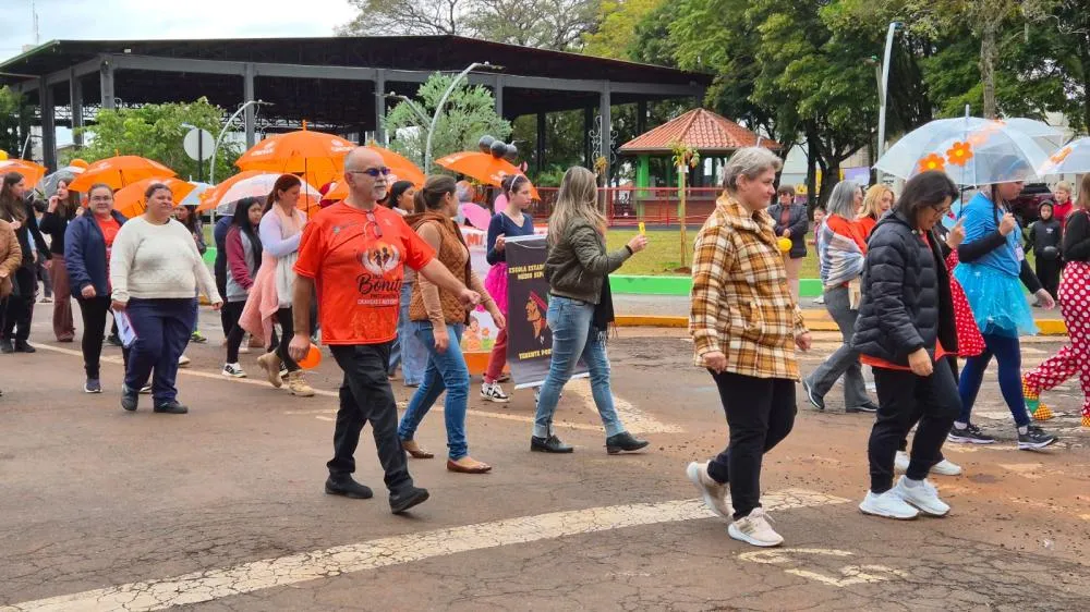 Maio Laranja mobiliza comunidade em caminhada de conscientização em Tenente Portela