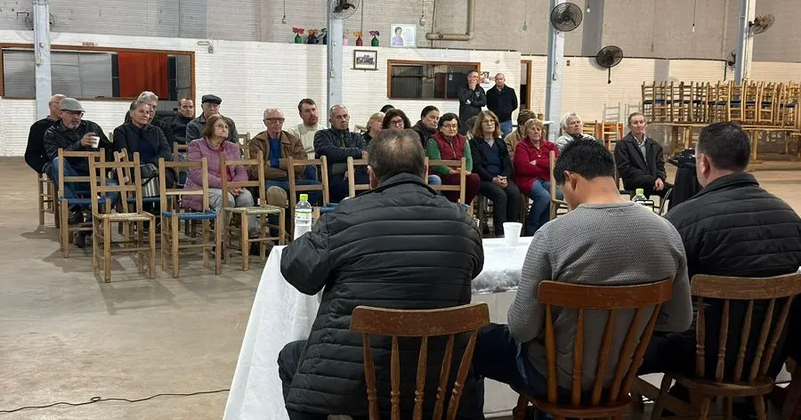 Sessão descentralizada da Câmara debate demandas do Bairro Fries e analisa criação de Conselho de Bem-Estar Animal