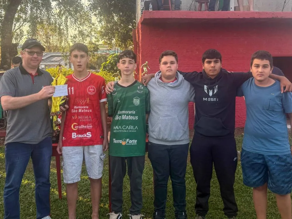 Finais do Campeonato Municipal de Futebol Sete reúnem cerca de mil pessoas em Vista Gaúcha