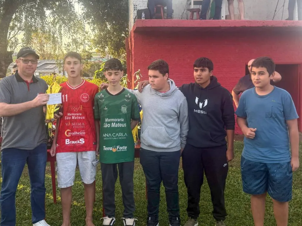 Finais do Campeonato Municipal de Futebol Sete reúnem cerca de mil pessoas em Vista Gaúcha