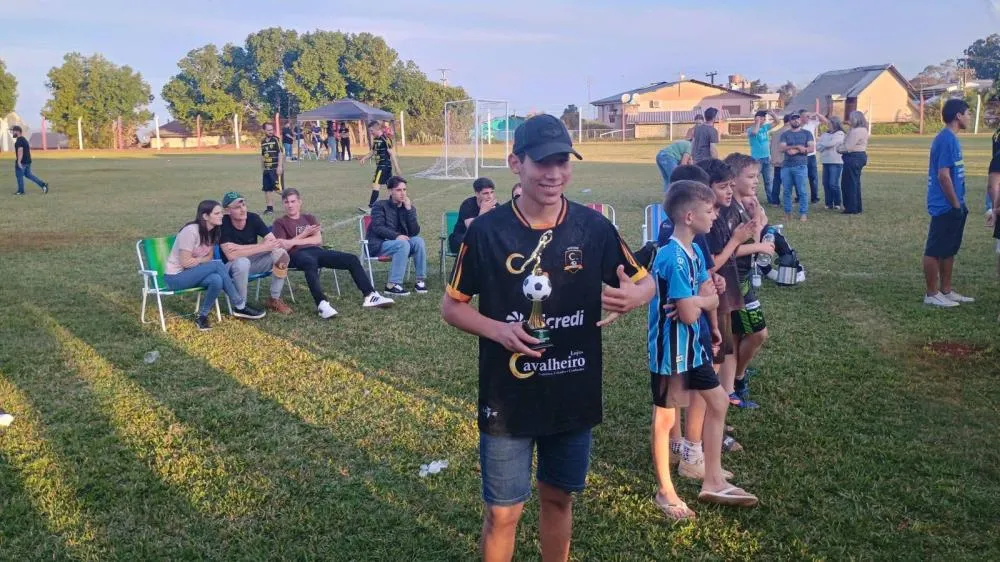 Finais do Campeonato Municipal de Futebol Sete reúnem cerca de mil pessoas em Vista Gaúcha