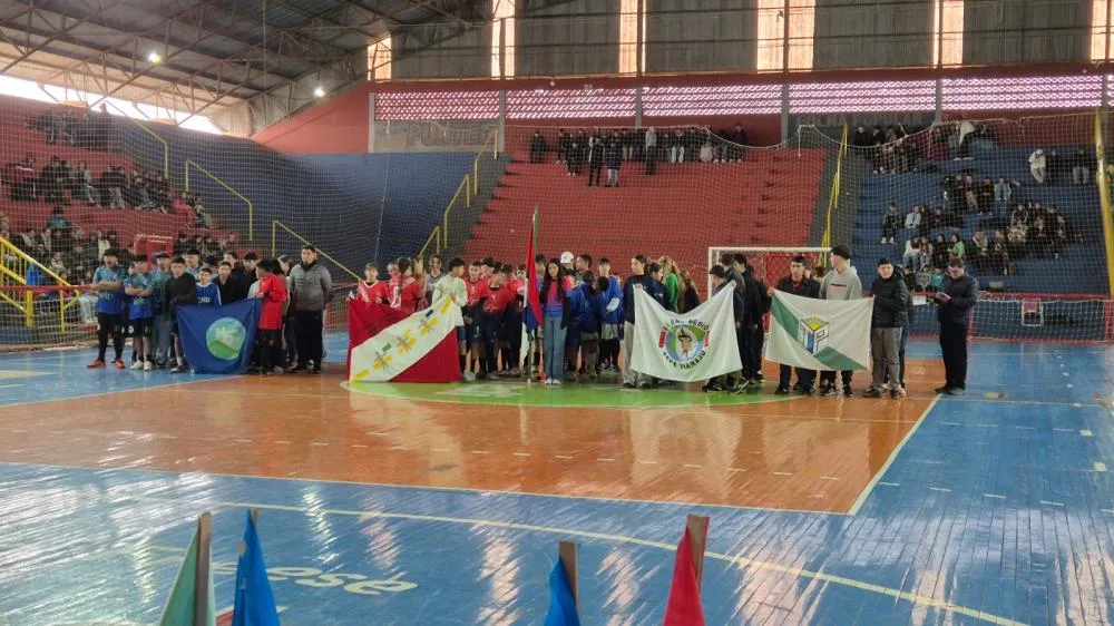 Jergs mobilizam estudantes e incentivam o esporte escolar em Tenente Portela