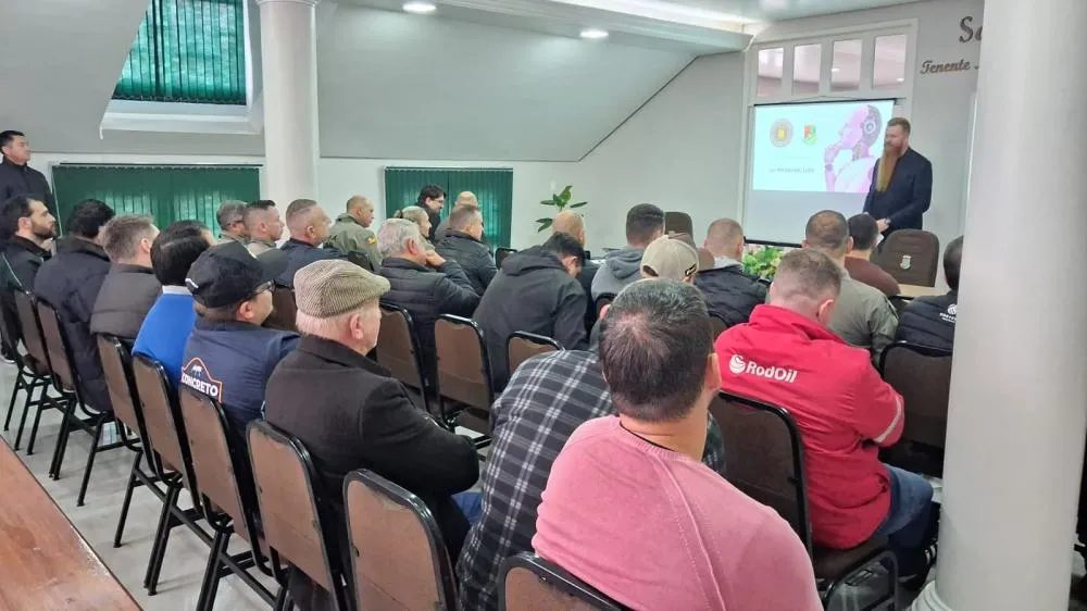 ACISA e Brigada Militar promovem debate sobre segurança e reforçam integração entre setor produtivo e poder público em Tenente Portela