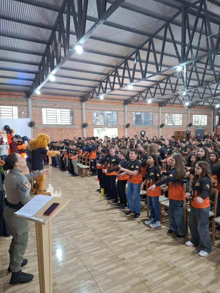 Redentora realiza formatura do PROERD com participação de alunos das redes municipal e estadual