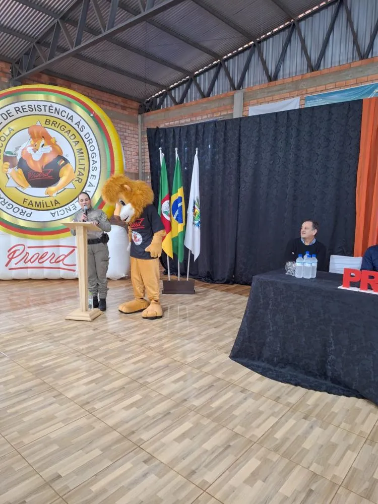 Redentora realiza formatura do PROERD com participação de alunos das redes municipal e estadual