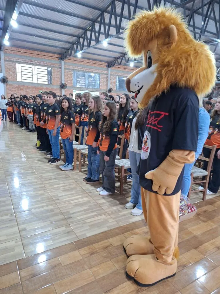 Redentora realiza formatura do PROERD com participação de alunos das redes municipal e estadual