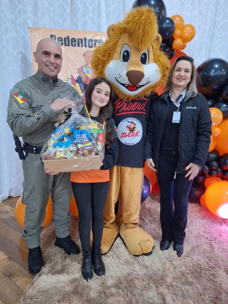 Redentora realiza formatura do PROERD com participação de alunos das redes municipal e estadual