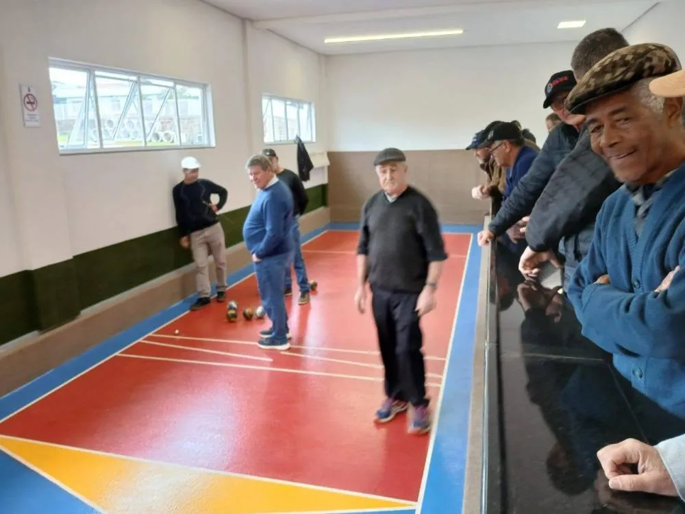 Grupo de Idosos Reviver promove torneio de bolãozinho, canastra e bocha em Vista Gaúcha