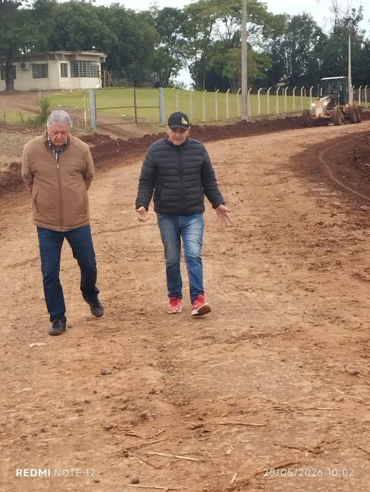 Pavimentação entre CTG Querência Gaúcha e Silo da Cooper A1 entra na fase final em Vista Gaúcha