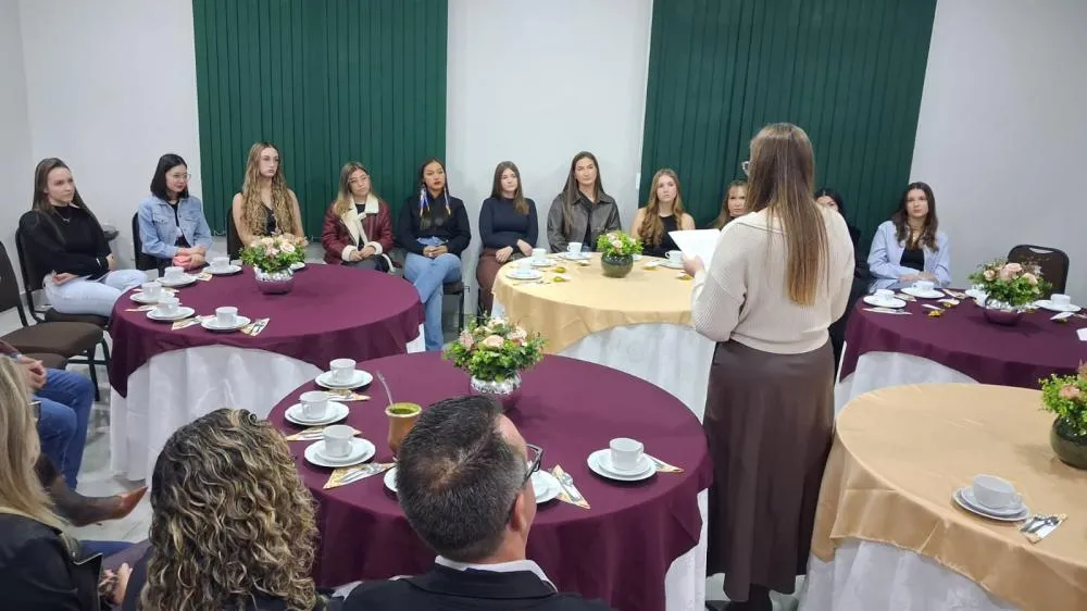 Primeiro encontro apresenta etapas do concurso que escolherá as novas soberanas de Tenente Portela