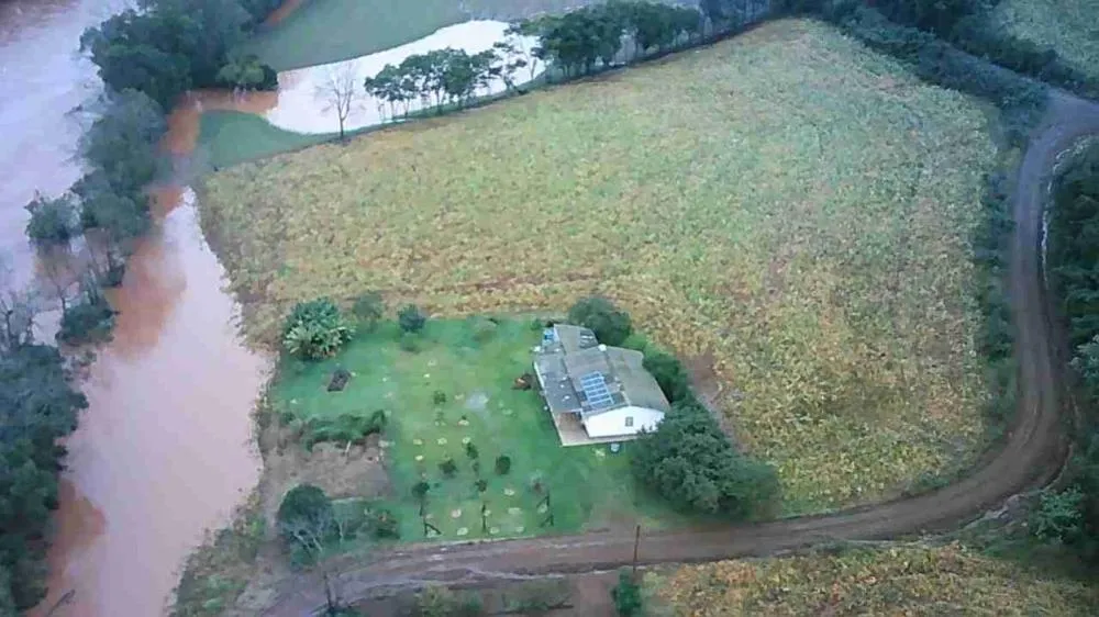 Chuvas causam alagamentos pontuais e interrupções temporárias em estradas de Vista Gaúcha