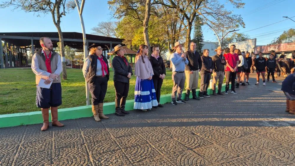 27ª Cavalgada Tenente Mário Portela Fagundes inicia com recorde de participantes e celebra a tradição gaúcha