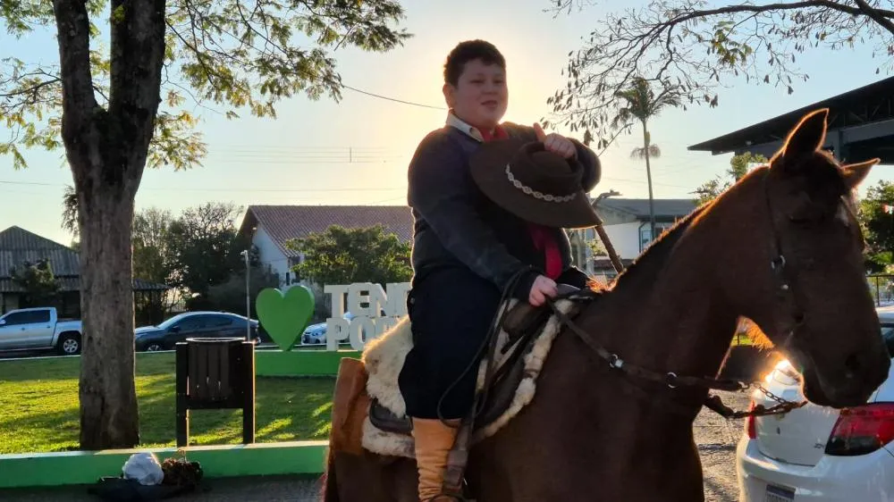 27ª Cavalgada Tenente Mário Portela Fagundes inicia com recorde de participantes e celebra a tradição gaúcha
