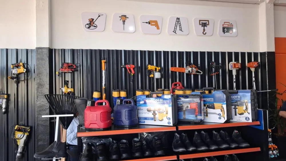 RB Locações é inaugurada como primeira empresa especializada em locação de equipamentos de Tenente Portela
