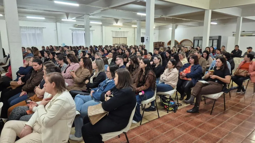 Parada pedagógica une saúde mental e qualificação do ensino em Tenente Portela