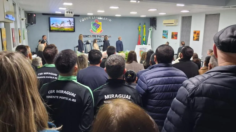 Sessão Solene marca os 71 anos de Tenente Portela com homenagens à história e à comunidade