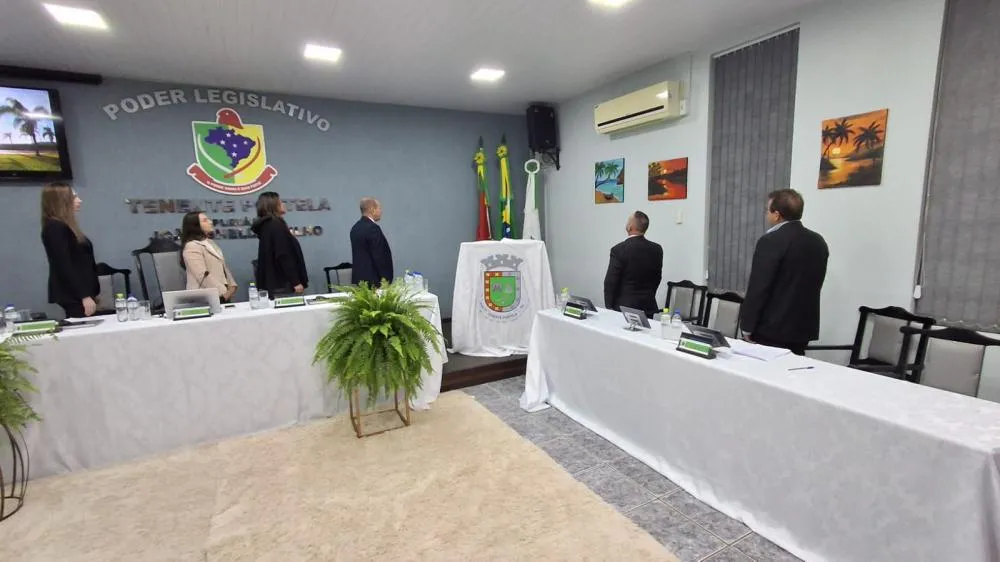 Sessão Solene marca os 71 anos de Tenente Portela com homenagens à história e à comunidade