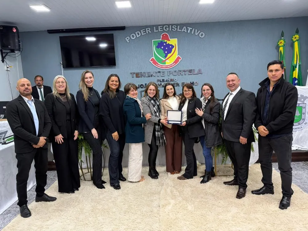 Sessão Solene marca os 71 anos de Tenente Portela com homenagens à história e à comunidade
