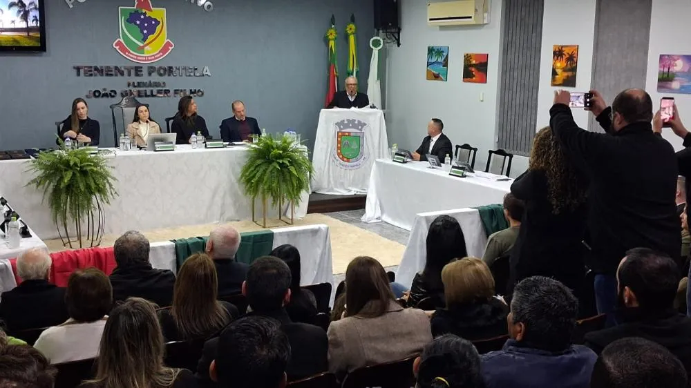 Sessão Solene marca os 71 anos de Tenente Portela com homenagens à história e à comunidade